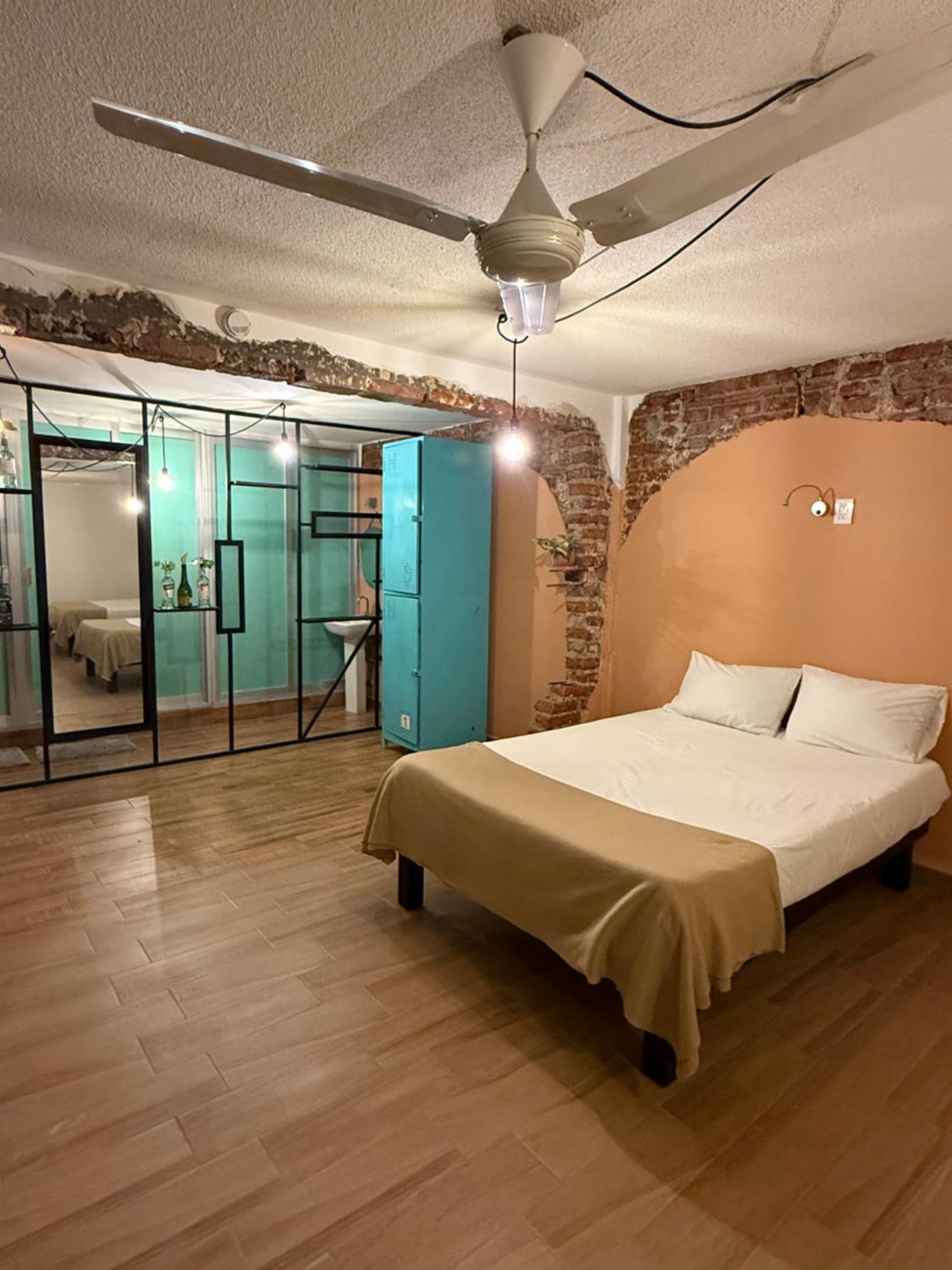 Septimo Hostal Керетаро Экстерьер фото