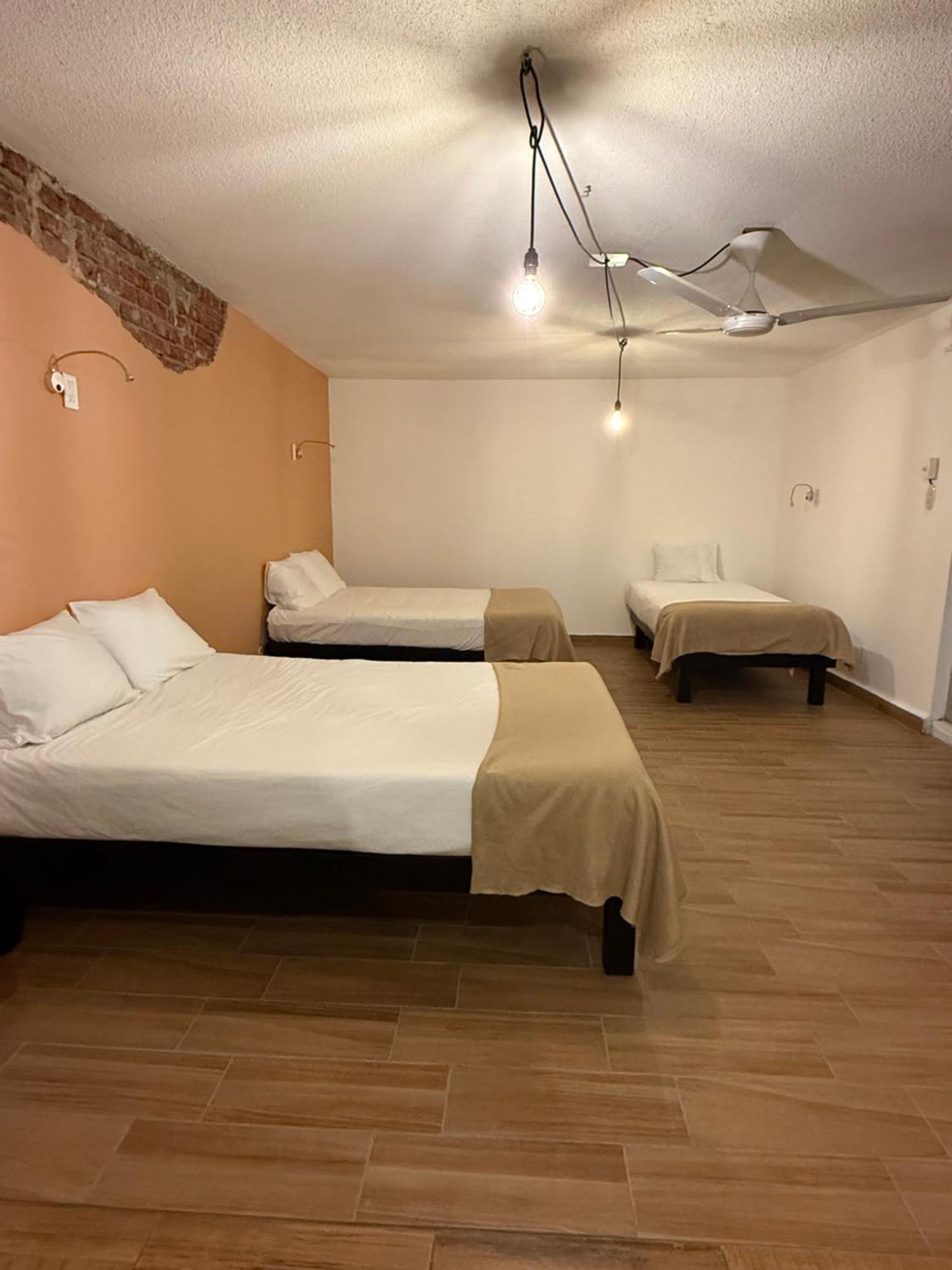 Septimo Hostal Керетаро Экстерьер фото